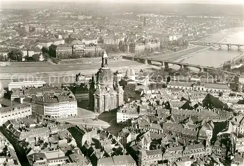 AK / Ansichtskarte Dresden Blick ueber Neumarkt und Frauenkirche nach Neustadt vor der Zerstoerung 1945 Repro Kat. Dresden Elbe