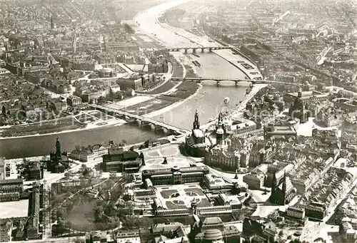 AK / Ansichtskarte Dresden Neustadt und Altstadt von Suedwesten vor Zerstoerung 1945 Repro Kat. Dresden Elbe