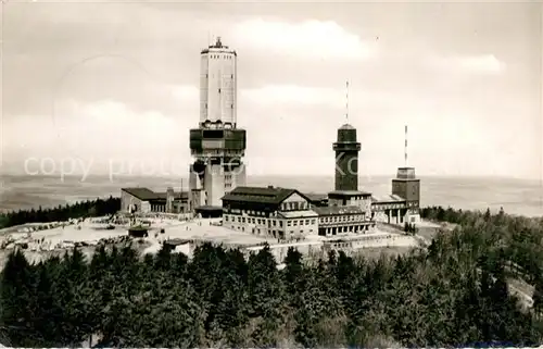 AK / Ansichtskarte Grosser Feldberg Taunus Berghotel Gaststaette Fernsehturm Sender Fliegeraufnahme Kat. Schmitten