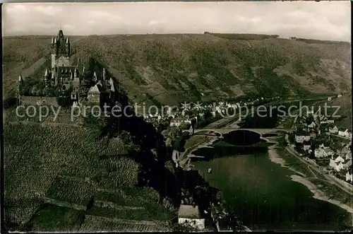 AK / Ansichtskarte Cochem Mosel mit Burg Kat. Cochem