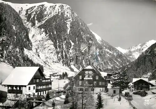 AK / Ansichtskarte Badgastein Teilansicht Kurort mit Hotel Gruener Baum Koetschachtal Alpen Kat. Bad Gastein