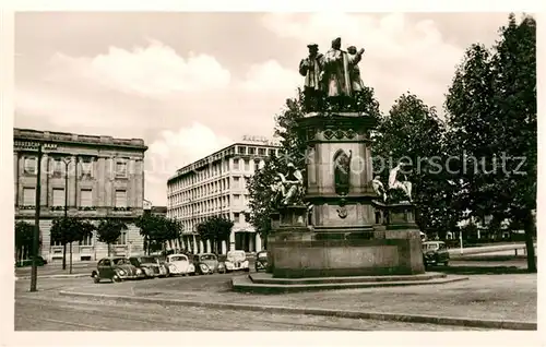 AK / Ansichtskarte Frankfurt Main Rossmarkt mit Gutenberg Denkmal Kat. Frankfurt am Main