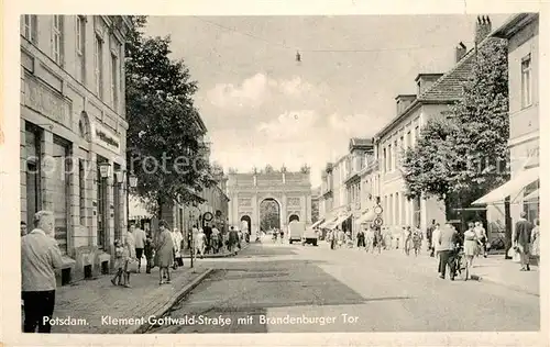 AK / Ansichtskarte Potsdam Klement Gottwald Strasse mit Brandenburger Tor Kat. Potsdam