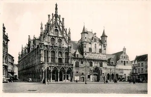 AK / Ansichtskarte Mechelen Malines Stadhuis en oude Lakenhallen Kat. 