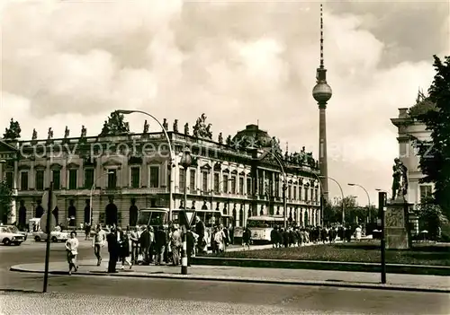 AK / Ansichtskarte Berlin Unter den Linden Museum fuer Deutsche Geschichte mit Fernsehturm Kat. Berlin