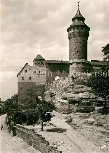 AK / Ansichtskarte Nuernberg Burgaufgang zum Himmelstor mit Sinnwellturm Kat. Nuernberg