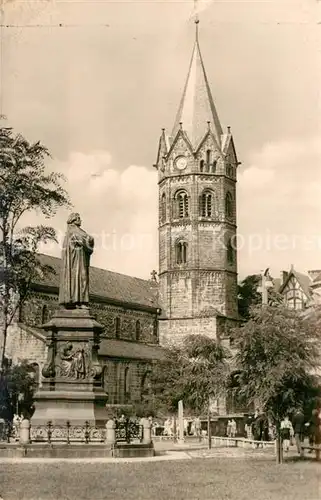 AK / Ansichtskarte Eisenach Thueringen Lutherdenkmal Kirche Kat. Eisenach