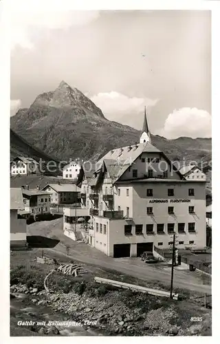 AK / Ansichtskarte Galtuer Tirol Ortsmotiv mit Alpenhotel mit Ballunspitze Kat. Galtuer