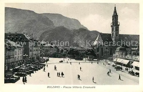 AK / Ansichtskarte Bolzano Piazza Vittorio Emanuele Chiesa Kat. Bolzano