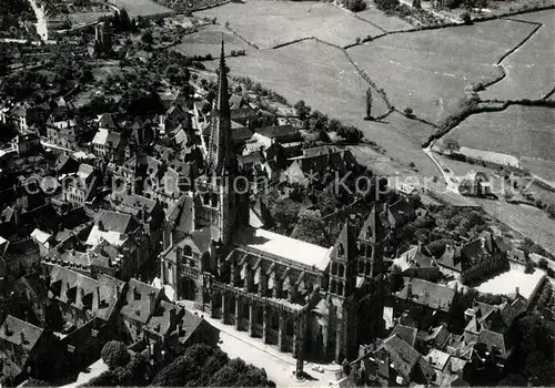 AK / Ansichtskarte Autun Vue aerienne sur la Cathedrale Kat. Autun