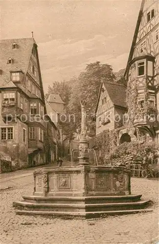 AK / Ansichtskarte Miltenberg Main Marktplatz mit Brunnen Kat. Miltenberg