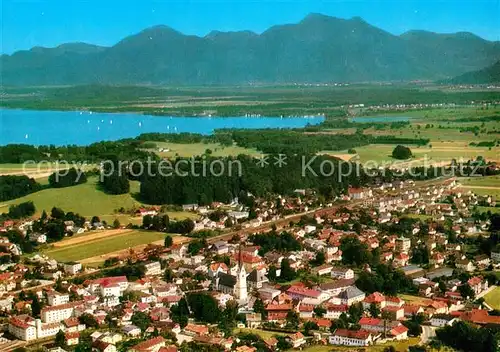 AK / Ansichtskarte Prien Chiemsee Fliegeraufnahme Gebirgspanorama Kat. Prien a.Chiemsee