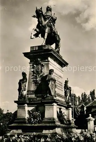 AK / Ansichtskarte Lazne Podebrady Pomnik krale Jiriho Denkmal Reiterstandbild Kat. Tschechische Republik