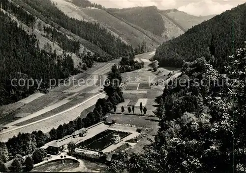 AK / Ansichtskarte Leutenberg Thueringen Waldbad Luftkurort Landschaftspanorama Kat. Leutenberg