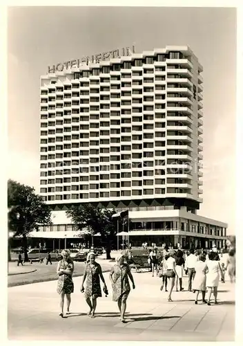 AK / Ansichtskarte Warnemuende Ostseebad Hotel Neptun Kat. Rostock