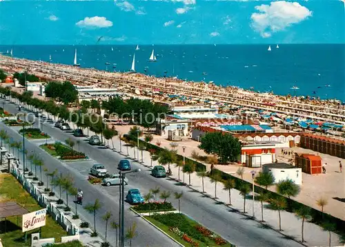 AK / Ansichtskarte Riccione Viale al mare e spiaggia