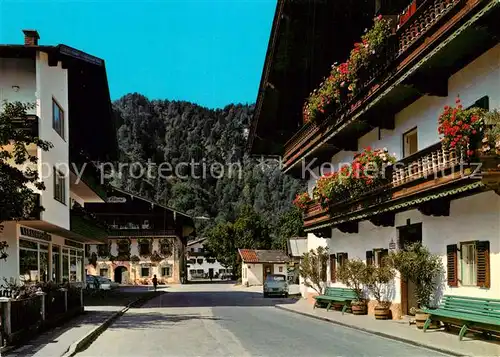 AK / Ansichtskarte Walchsee Tirol Dorfstrasse Blumenschmuck Kat. Walchsee