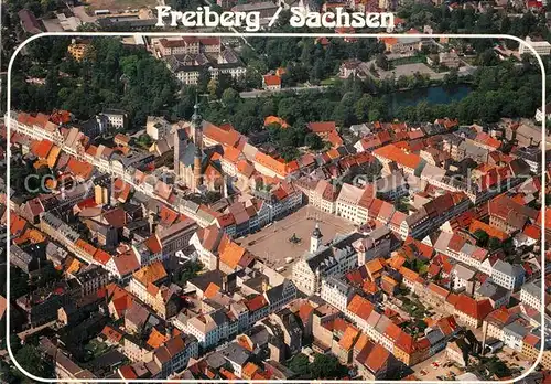 AK / Ansichtskarte Freiberg Sachsen Stadtzentrum mit Obermarkt Fliegeraufnahme Kat. Freiberg
