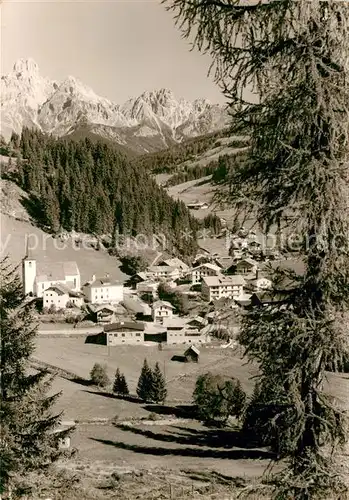 AK / Ansichtskarte Filzmoos Panorama mit Bischofsmuetze Dachsteingebirge Kat. Filzmoos