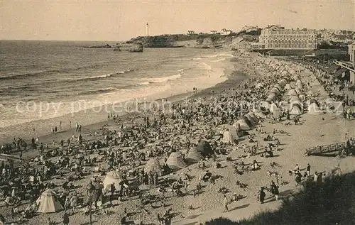 AK / Ansichtskarte Biarritz Pyrenees Atlantiques Grande Plage  Kat. Biarritz