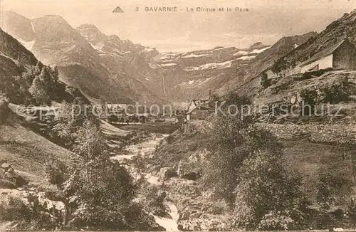 AK / Ansichtskarte Gavarnie Hautes Pyrenees Cirque et la Gave  Kat. Gavarnie