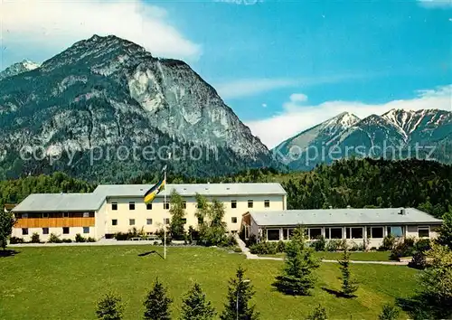 AK / Ansichtskarte Burgrain Garmisch Partenkirchen Deutsche Jugendherberge Kat. Garmisch Partenkirchen