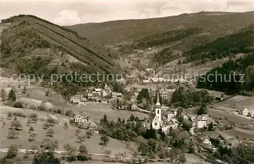 AK / Ansichtskarte Nordrach Teilansicht Kirche Kat. Nordrach