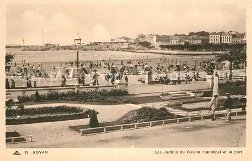 AK / Ansichtskarte Royan Charente Maritime Les Jardins du Casino Kat. Poitiers Charentes