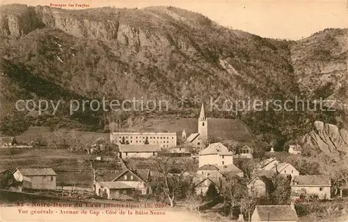 AK / Ansichtskarte Notre Dame du Laus Vue generale Avenue de Gap Cote de la Batie Neuve Eglise Montagne des Fraches Kat. Saint Etienne le Laus