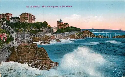 AK / Ansichtskarte Biarritz Pyrenees Atlantiques Effet de vogues au Port vieux Cote Kat. Biarritz