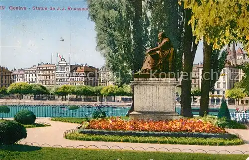 AK / Ansichtskarte Geneve GE Statue de J J Rousseau Monument Kat. Geneve