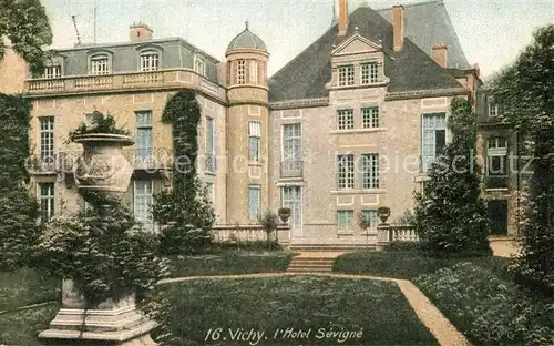 AK / Ansichtskarte Vichy Allier Hotel Sevigne Kat. Vichy