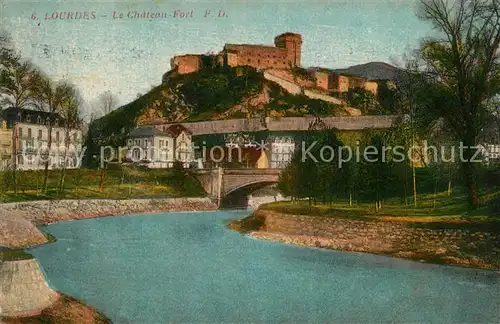 AK / Ansichtskarte Lourdes Hautes Pyrenees Chateau Fort Kat. Lourdes