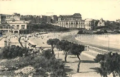 AK / Ansichtskarte Biarritz Pyrenees Atlantiques La Grande Plage Kat. Biarritz