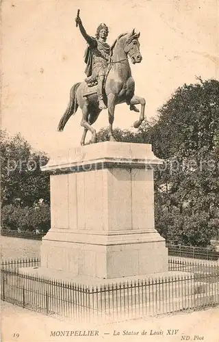 AK / Ansichtskarte Montpellier Herault Statue de Louis XIV Kat. Montpellier