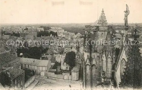 AK / Ansichtskarte Poitiers Vienne Vue prise de la tour de la Cathedrale Kat. Poitiers