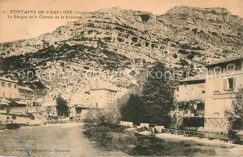 AK / Ansichtskarte Fontaine de Vaucluse La Sorgue et le Chemin de la Fontaine Kat. Fontaine de Vaucluse