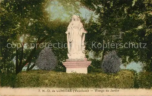 AK / Ansichtskarte Notre Dame de Lumiere Vierge du Jardin Statue Gruppenbild
