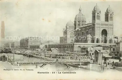 AK / Ansichtskarte Marseille Bouches du Rhone Cathedrale