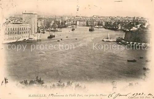 AK / Ansichtskarte Marseille Bouches du Rhone Panorama du Vieux Port vue prise du Phare