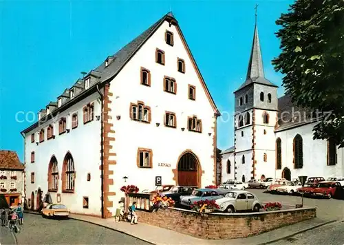 AK / Ansichtskarte Steinau Strasse Rathaus mit Katharinenkirche Kat. Steinau an der Strasse