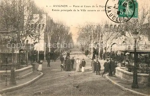 AK / Ansichtskarte Avignon Vaucluse Porte etCours Kat. Avignon