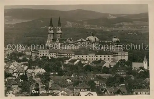 AK / Ansichtskarte Klosterneuburg Panorama  Kat. Klosterneuburg