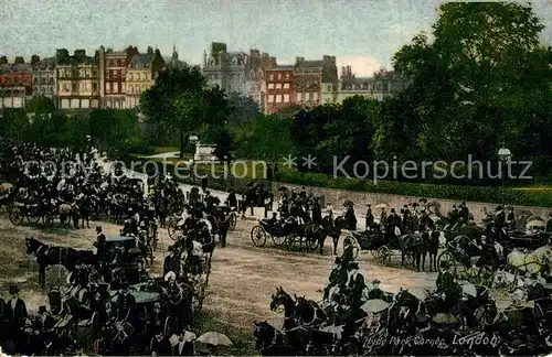 AK / Ansichtskarte London Hyde Park Corner Pferdekutschen Kat. City of London