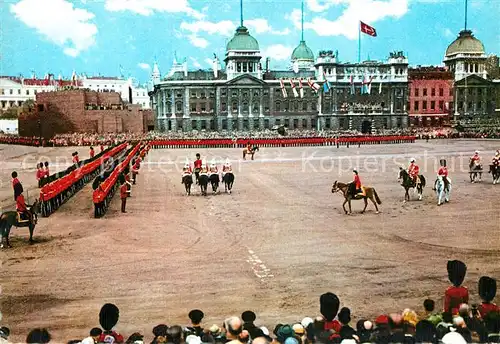 AK / Ansichtskarte London Trooping the Colour Kat. City of London