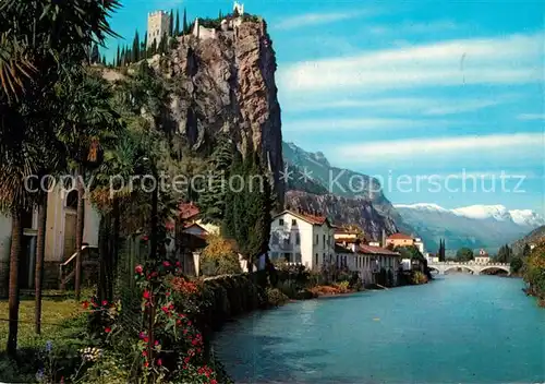 AK / Ansichtskarte Arco Trentino Fiume Sarca e Castello Lago di Garda Kat. Italien