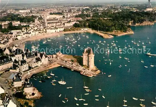 AK / Ansichtskarte Saint Malo Ille et Vilaine Bretagne Vue generale sur le Port et la Ville Kat. Saint Malo