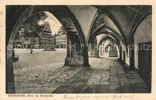 AK / Ansichtskarte Hildesheim Marktplatz Kat. Hildesheim