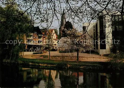 AK / Ansichtskarte Buende Westfalen Bahnhofstrasse an der Else mit Rathaus