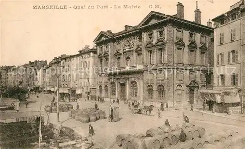 AK / Ansichtskarte Marseille Bouches du Rhone Quai du Port et la Mairie